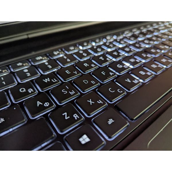 Ноутбук Dell Precision 7760 17,3" Б/У Refurb. i7-11850H 48/512GB SSD RTX U3954 фото